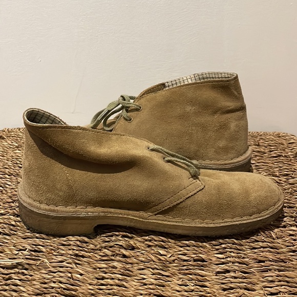Clarks Desert Boot - Picture 6 of 9